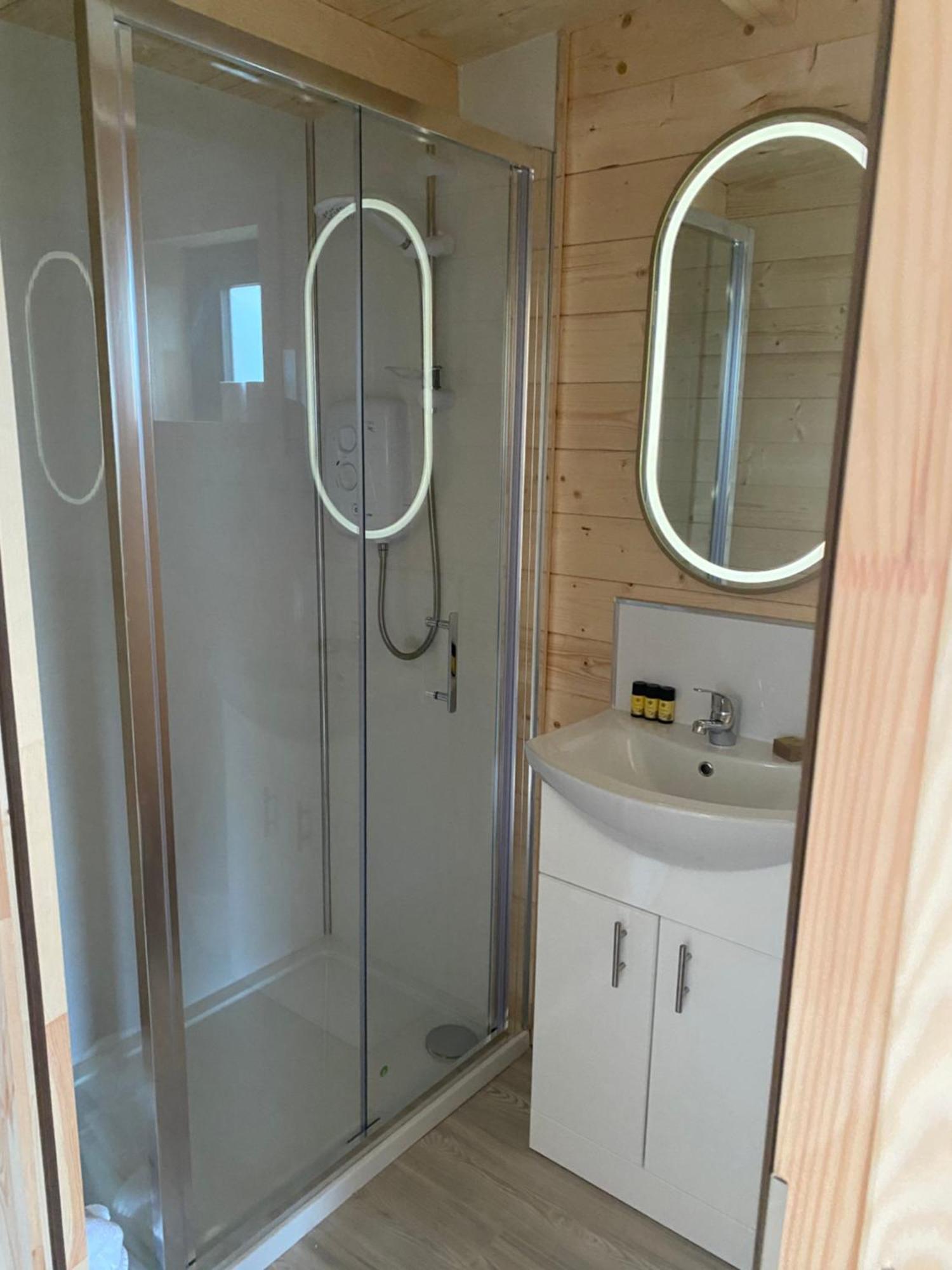 Country Cabin Mullagh  المظهر الخارجي الصورة